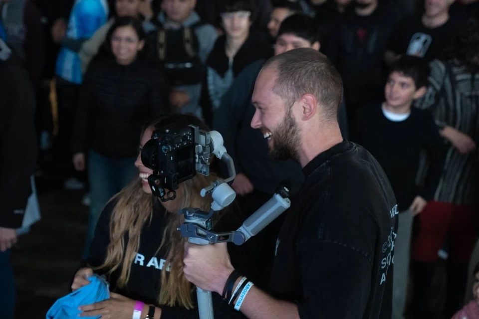 Arsenii Frolov — En un rodaje de evento